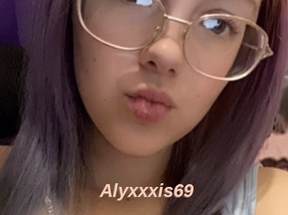 Alyxxxis69