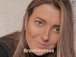 Browneyesss