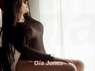 Gia_Jones