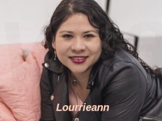 Lourrieann