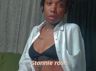 Stonnie_rose